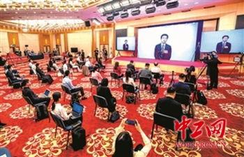 王辰视频采访,揭秘医学专家的科研人生与抗疫智慧